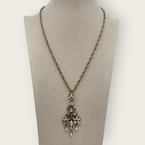 Aurora Borealis Rhinestone Chandelier Pendant Necklace – Avon Vintage 1980s - Picture 3 of 9